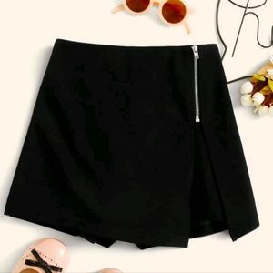 Black SHEIN skort